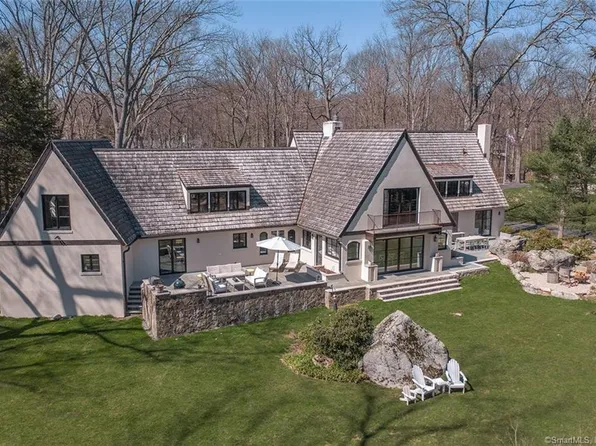 8 Crooked Mile Road, Westport, CT 06880