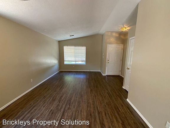 3rd image of 10208 Country Meadows Dr NW