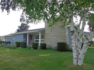 2601 17th Ave, Menominee, MI 49858