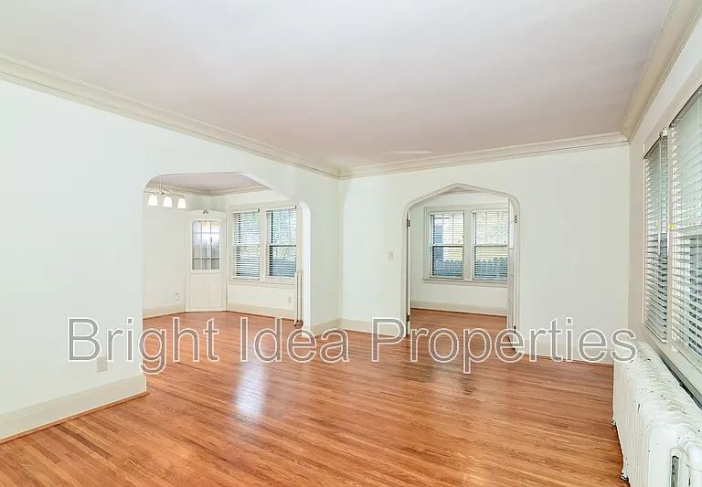 969 Saint Clair Ave #1 — Photo 6