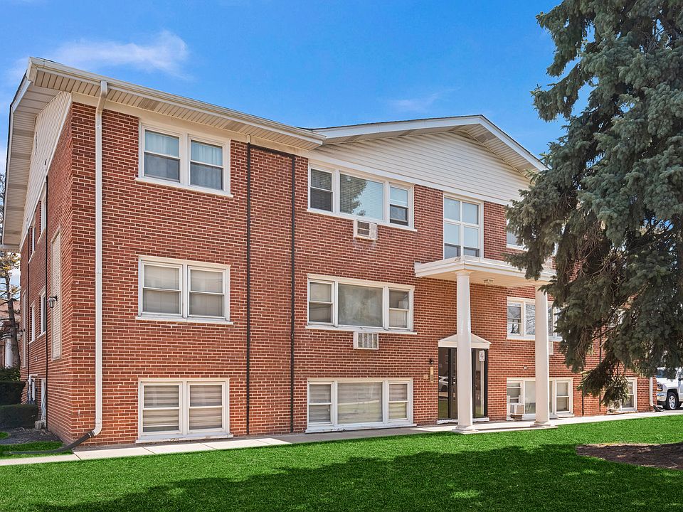 1st image of 10121 Hartford Ct APT 3C