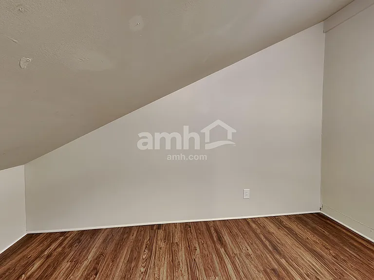 1009 Hickory Bark Ct — Photo 26