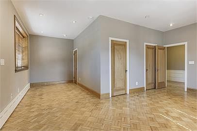 4th image of 1085 Grand Ave