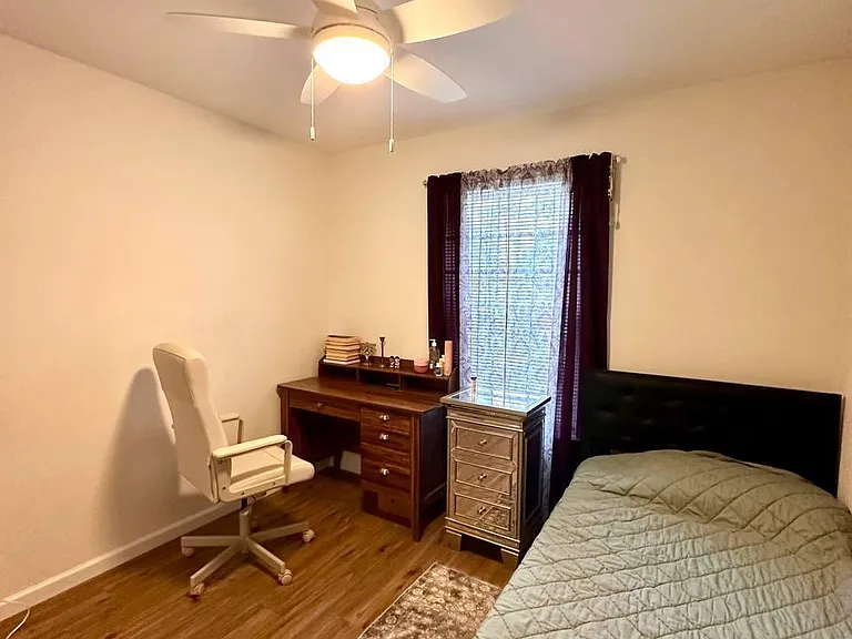 12 Stuart Dr #3 — Photo 23