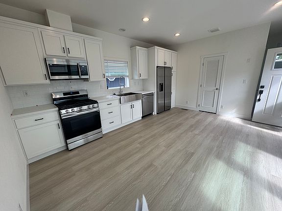3rd image of 555 McLaughlin Ave Space 49