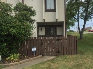 1674 Longbow Ln, Dayton, OH 45449