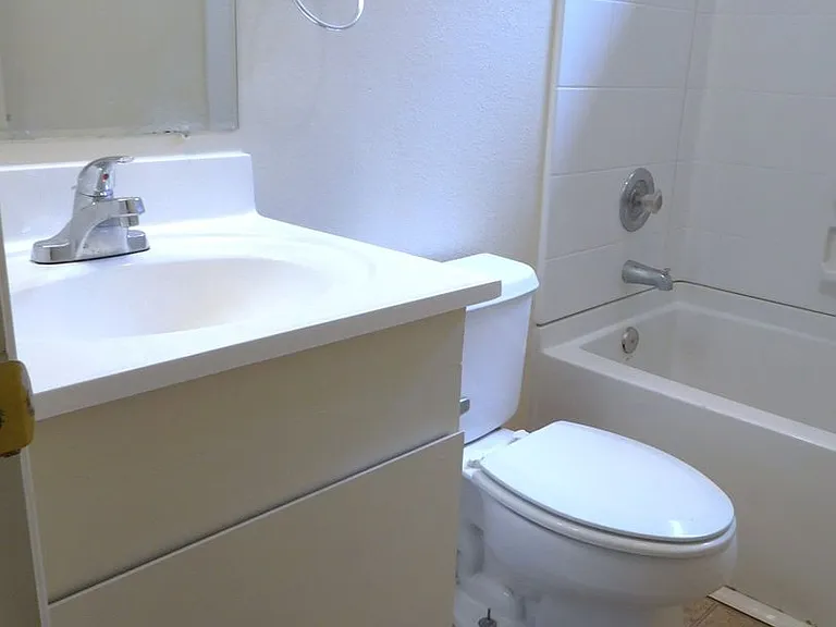 1250 Salem Pl — Photo 9