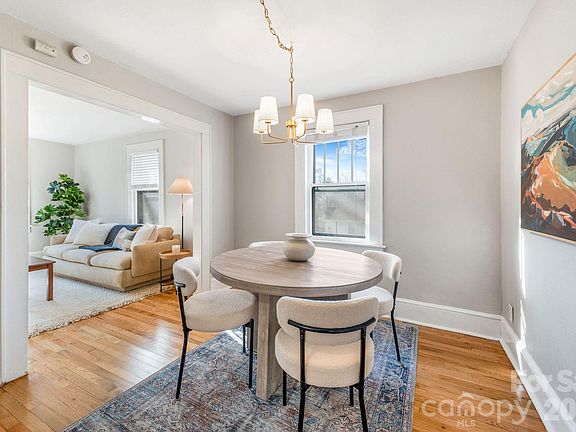 5th image of 171 Wellington St