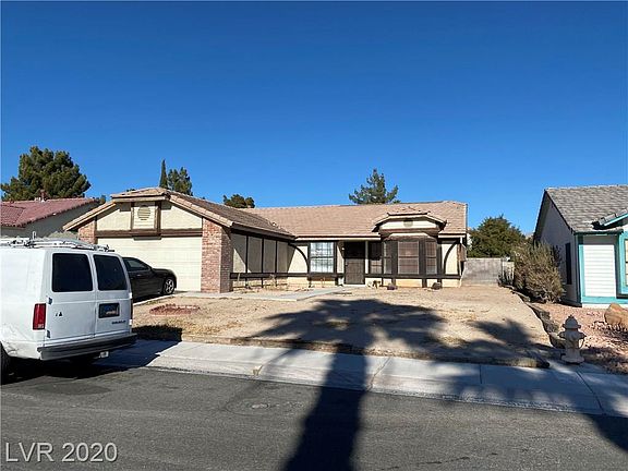 3rd image of 4820 Evergreen Glen Dr