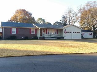 209 Summers Ave, Lexington, TN 38351