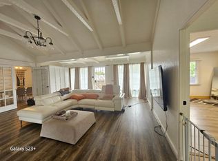 22 Hinalo Pl, Honolulu, HI 96817