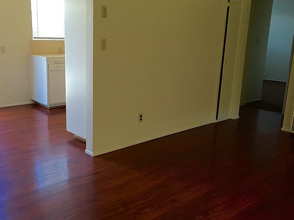 2nd image of 86 N San Mateo St