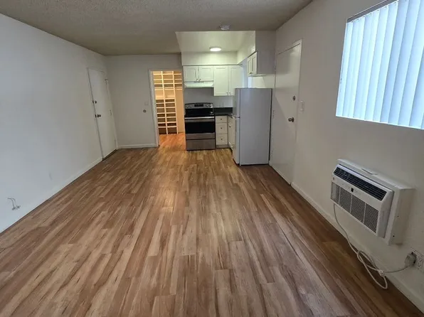 #139, 1815-1821 Scott Rd #1821K, Burbank, CA 91504