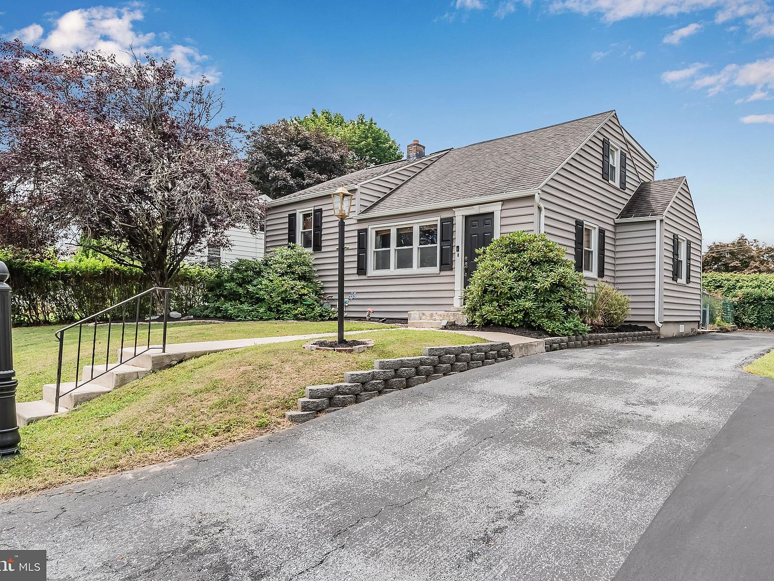 4 Rosewood Dr, Harrisburg, PA 17109 Zillow