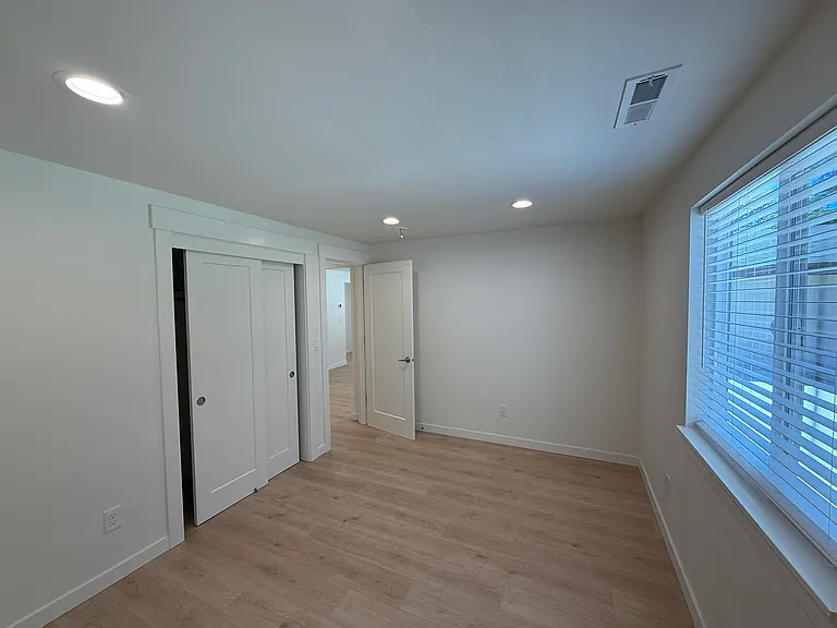 721 Iva Ln NE — Photo 27