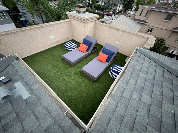 1264 Grand Ave, San Diego, CA 92109