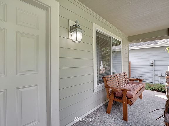 Nice sized covered front porch.