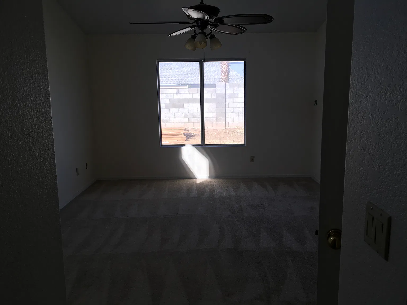 3 bed, 1480 sqft, $1,700 — Photo 4