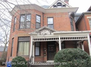 885 Dennison Ave, Columbus, OH 43215