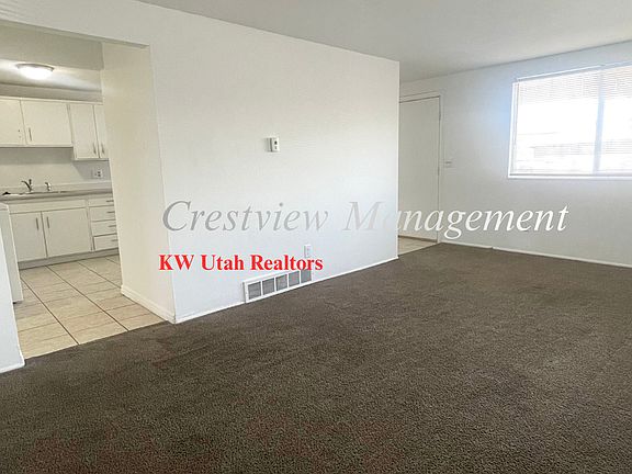3rd image of 1609 W Ivy Cir APT 3