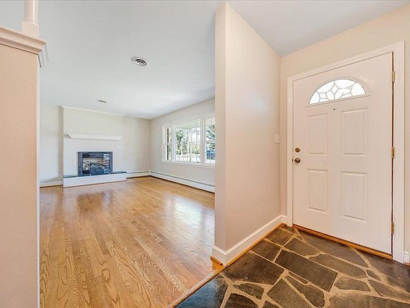 4th image of 5257 Shelby Dr