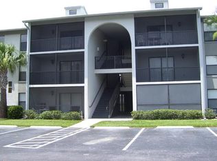 1121 Pine Ridge Cir, Sanford, FL 32773