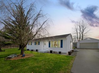 10474 E Vermontville Hwy, Dimondale, MI