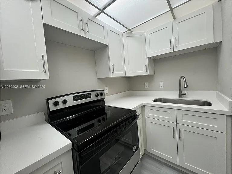 500 SE 22nd St #5A — Photo 4