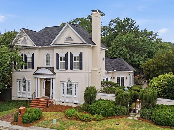 2nd image of 120 Old Mill Cir