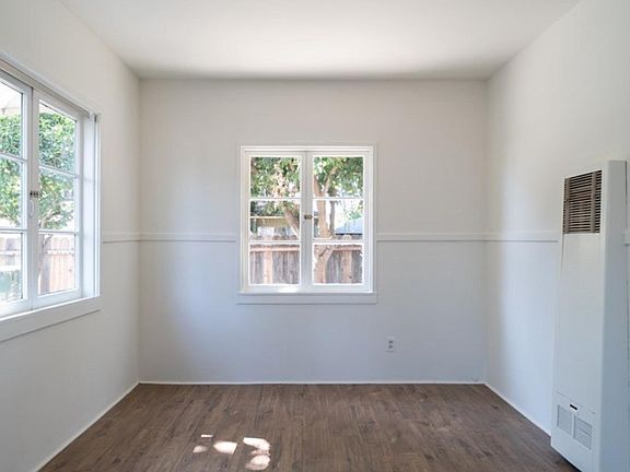 2nd image of 1841 S Mayflower Ave #B
