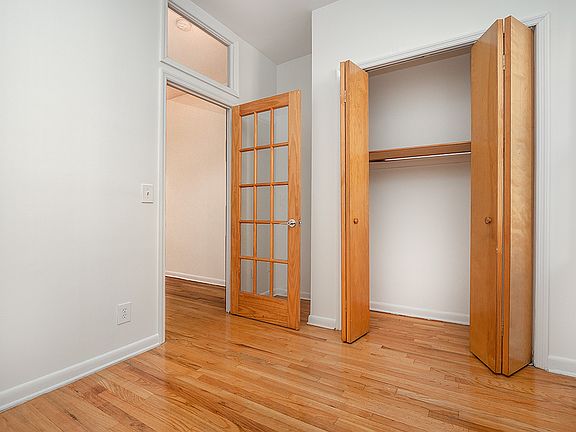 5th image of 415 E 87th St APT 2D