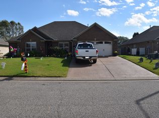 30 Sweetwater Cv, Jackson, TN 38305