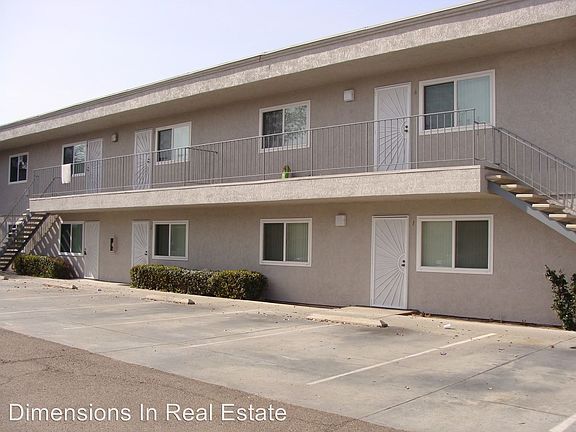 3rd image of 12325 Lakeshore Dr APT 9