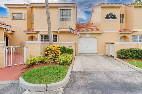11415 Lakeview Dr #2-D Photo 1