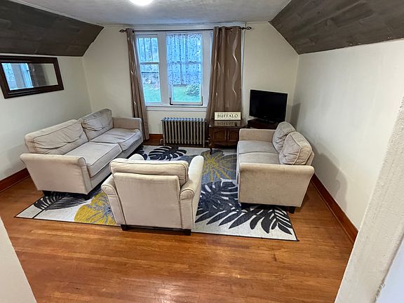 5th image of 60 Longnecker St