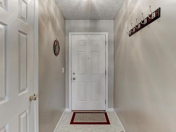 4th image of 4836 Red Bird Ct