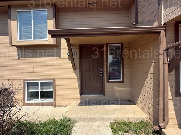 1625 S Beech St #203