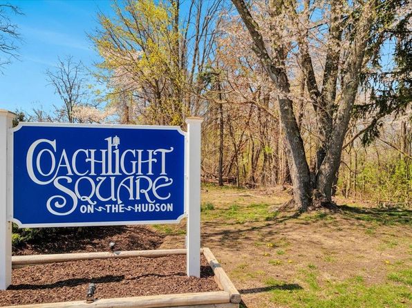 108 Coachlight Square, Montrose, NY 10548