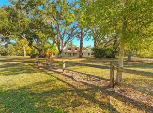 1250 New Forest Cir, Nokomis, FL 34275