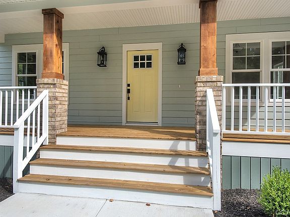 4th image of 8512 Bon Creek Ct