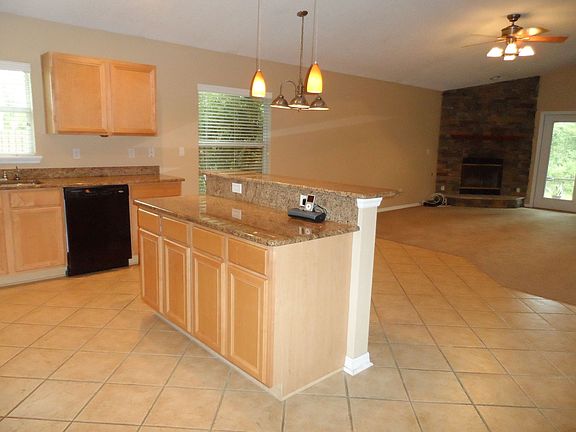 4th image of 2505 Herrick Cir
