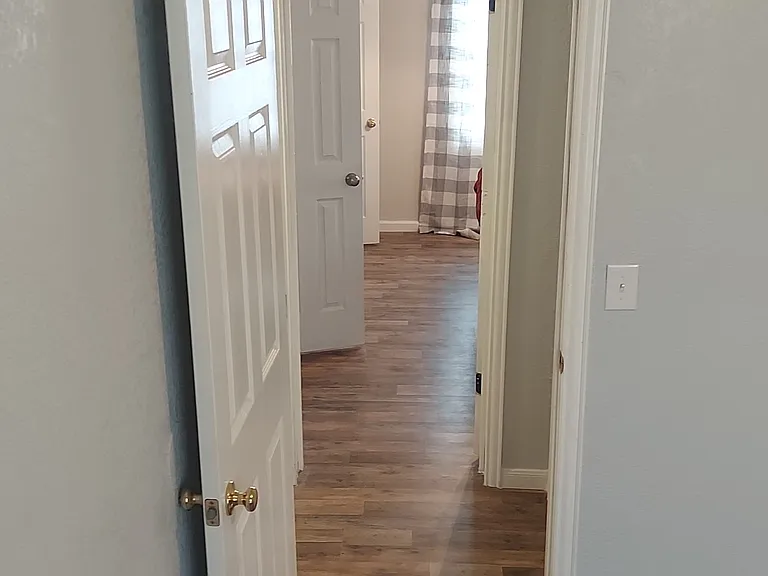 1202 Anna Lee Dr — Photo 3