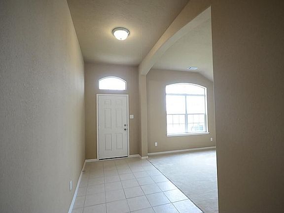 5th image of 22215 Thresher Ct