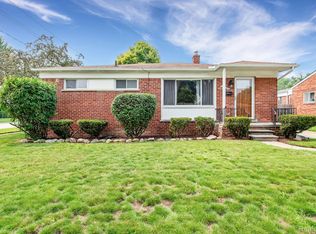 21707 Logue Ave, Warren, MI 48091