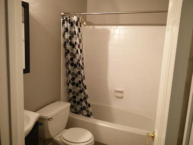 5249 Yucatan Dr — Photo 8