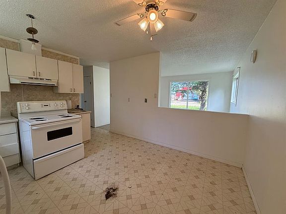 4th image of 9 N 1st Ave SW