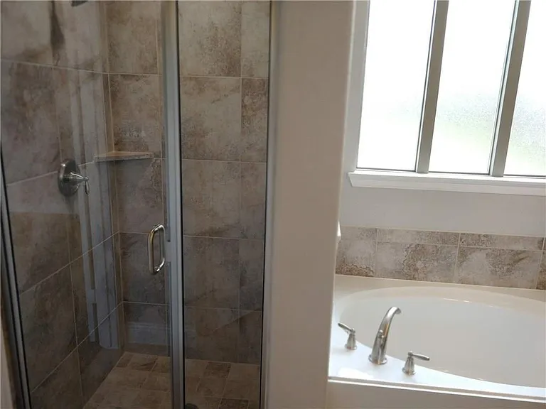 811 Knox Dr — Photo 16