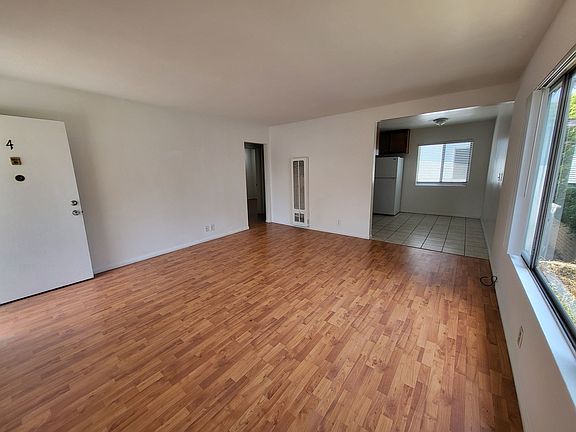 4th image of 1702 Park Ave APT 4