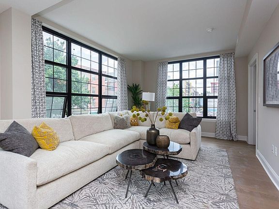 3rd image of 222 Arch St #311