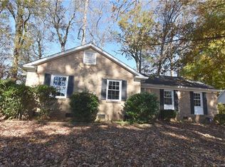 5831 Ruth Dr, Charlotte, NC 28215